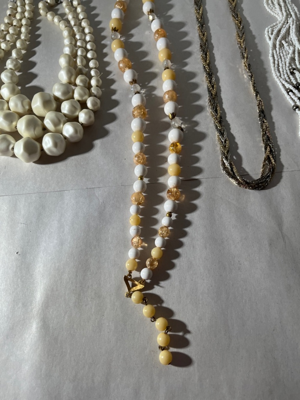 VTG beaded necklaces Bundle white, black, gold tone multi strand statement - Picture 7 of 8
